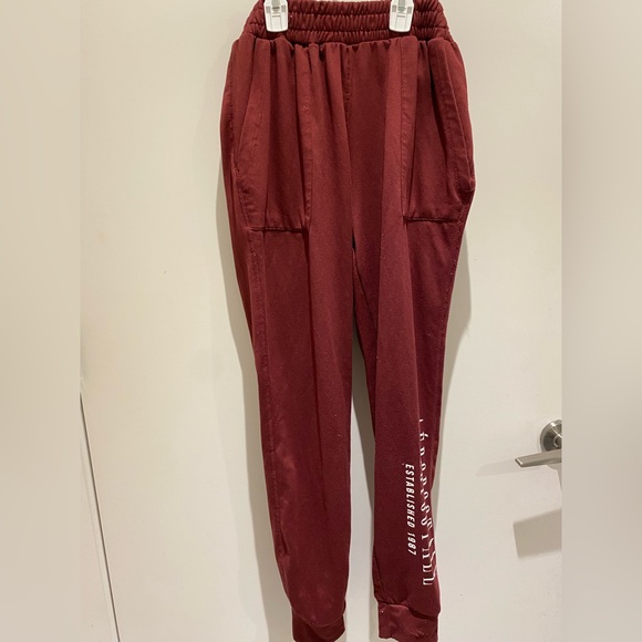 ⭐️Aeropostale sweatpants⭐️ - Picture 1 of 4